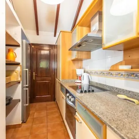 Villa Rustica -heated Pool & Garden Near The