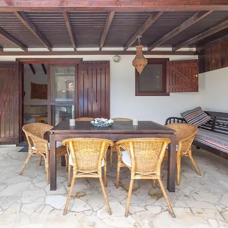 Rustica -heated Pool & Garden Near The Villa